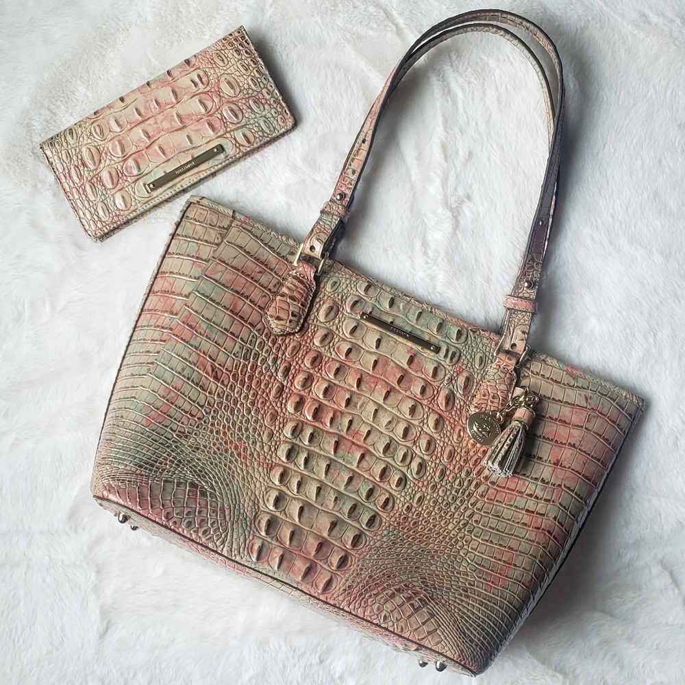 ✔SOLD 🆕️👜Brahmin- Medium Asher - Picture 7 of 8